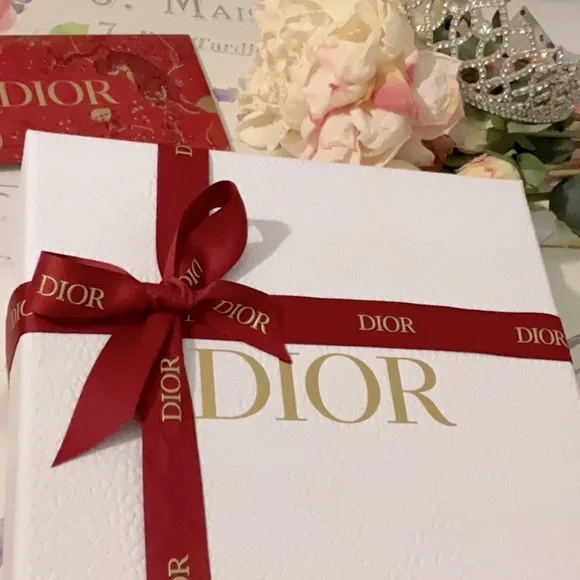Brand New! DIOR Red White & Gold Medium Gift Box/Tissue/Envelope/Ribbon! 🎁 - Picture 12 of 12